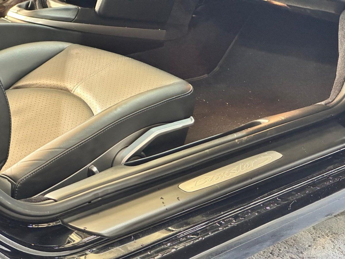 Porsche 987 Boxster S 2010 — detail interieur (35)