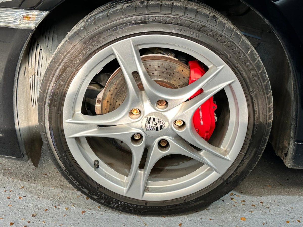 Porsche 987 Boxster S 2010 — jante et pneumatique (18)