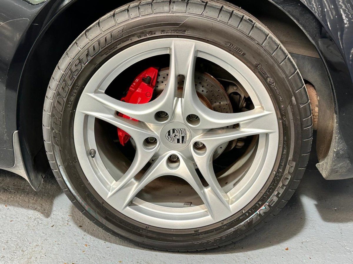 Porsche 987 Boxster S 2010 — jante et pneumatique (19)