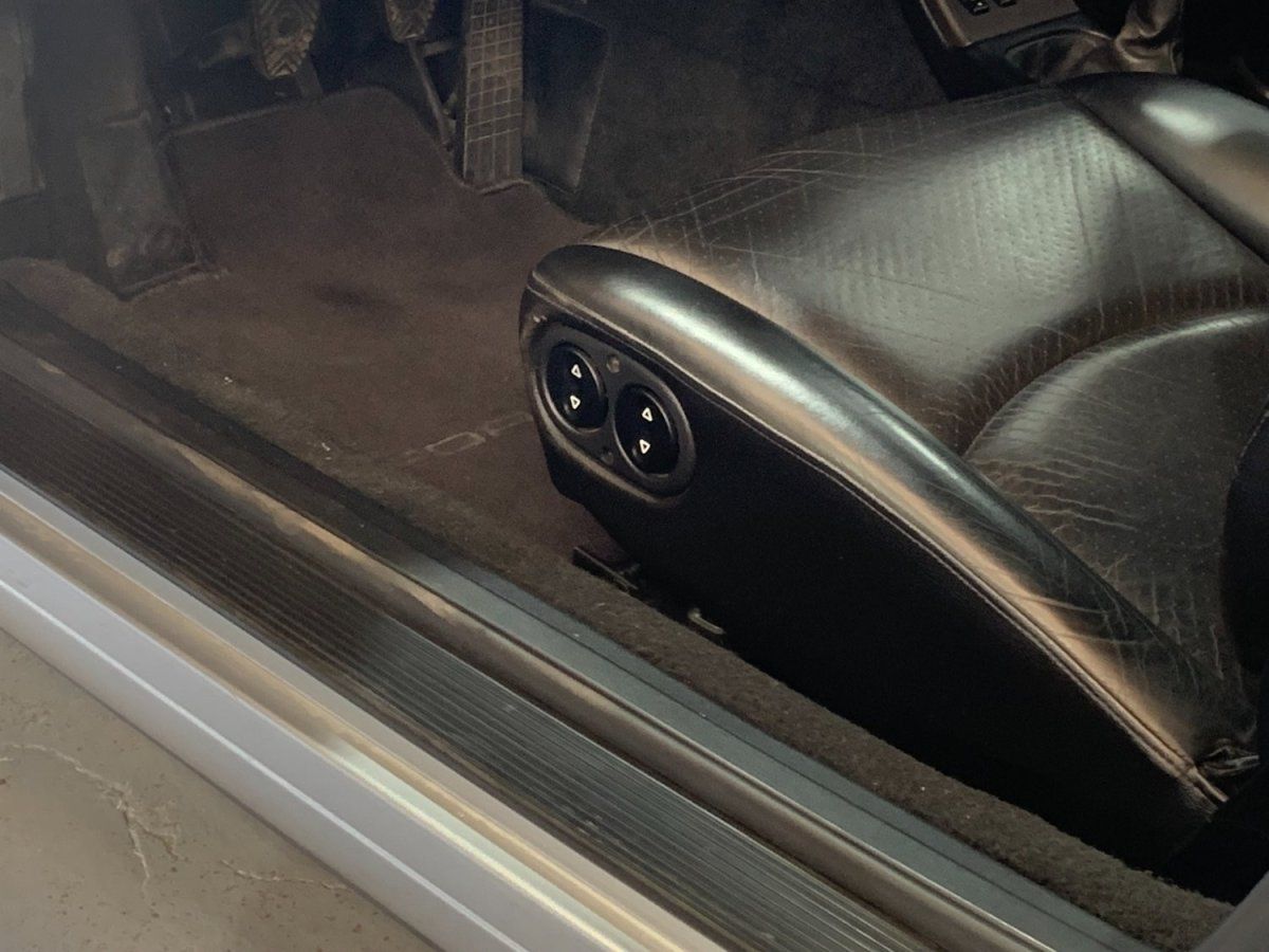 Porsche 993 Carrera 1994 — detail interieur (28)