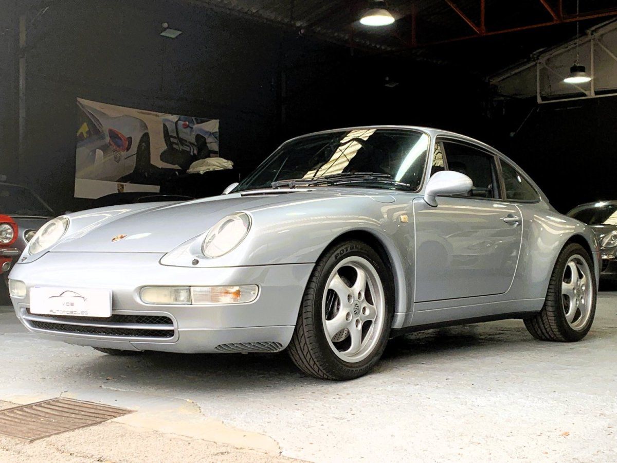 Porsche 993 Carrera 1994 — vue avant trois-quarts (2)