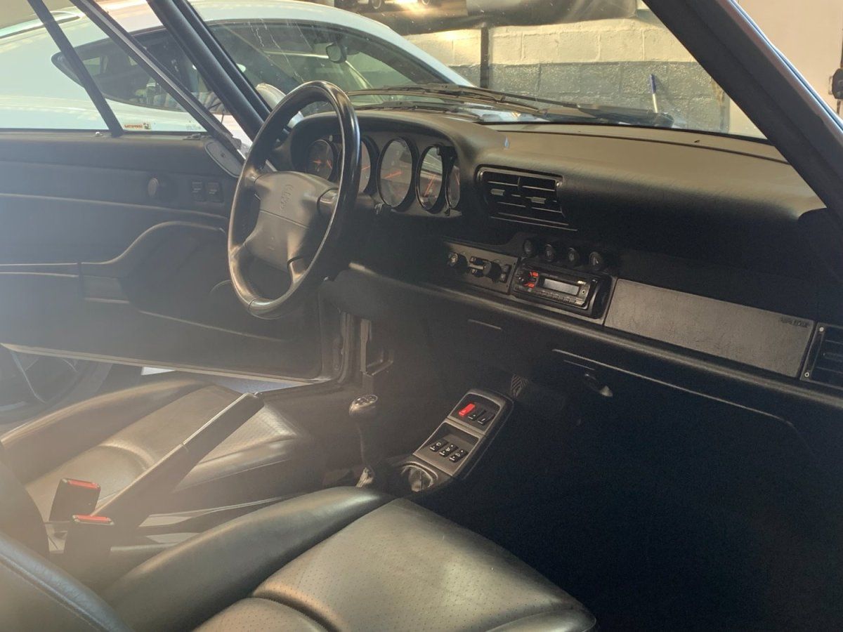 Porsche 993 Carrera 1994 — habitacle (22)