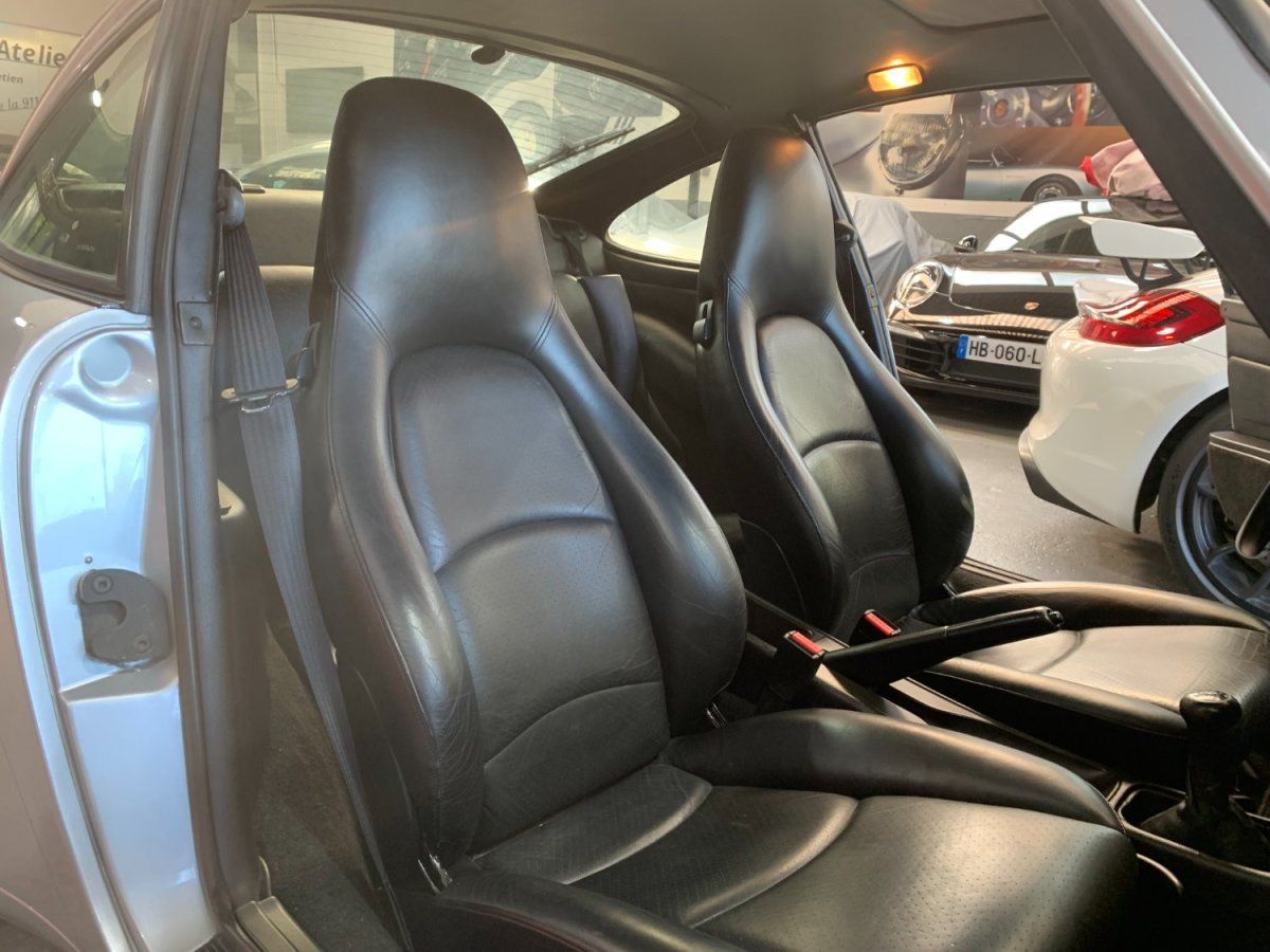 Porsche 993 Carrera 1994 — sieges (24)