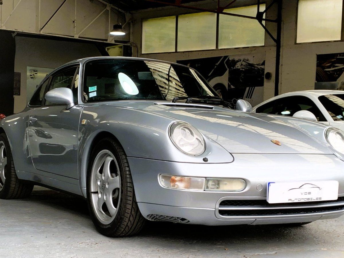 Porsche 993 Carrera 1994 — vue avant trois-quarts (3)