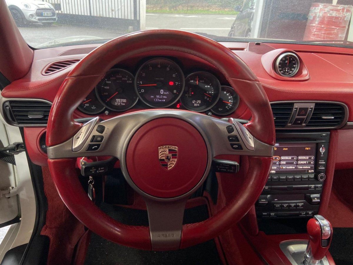 Porsche 997 Carrera 2009 — habitacle (23)