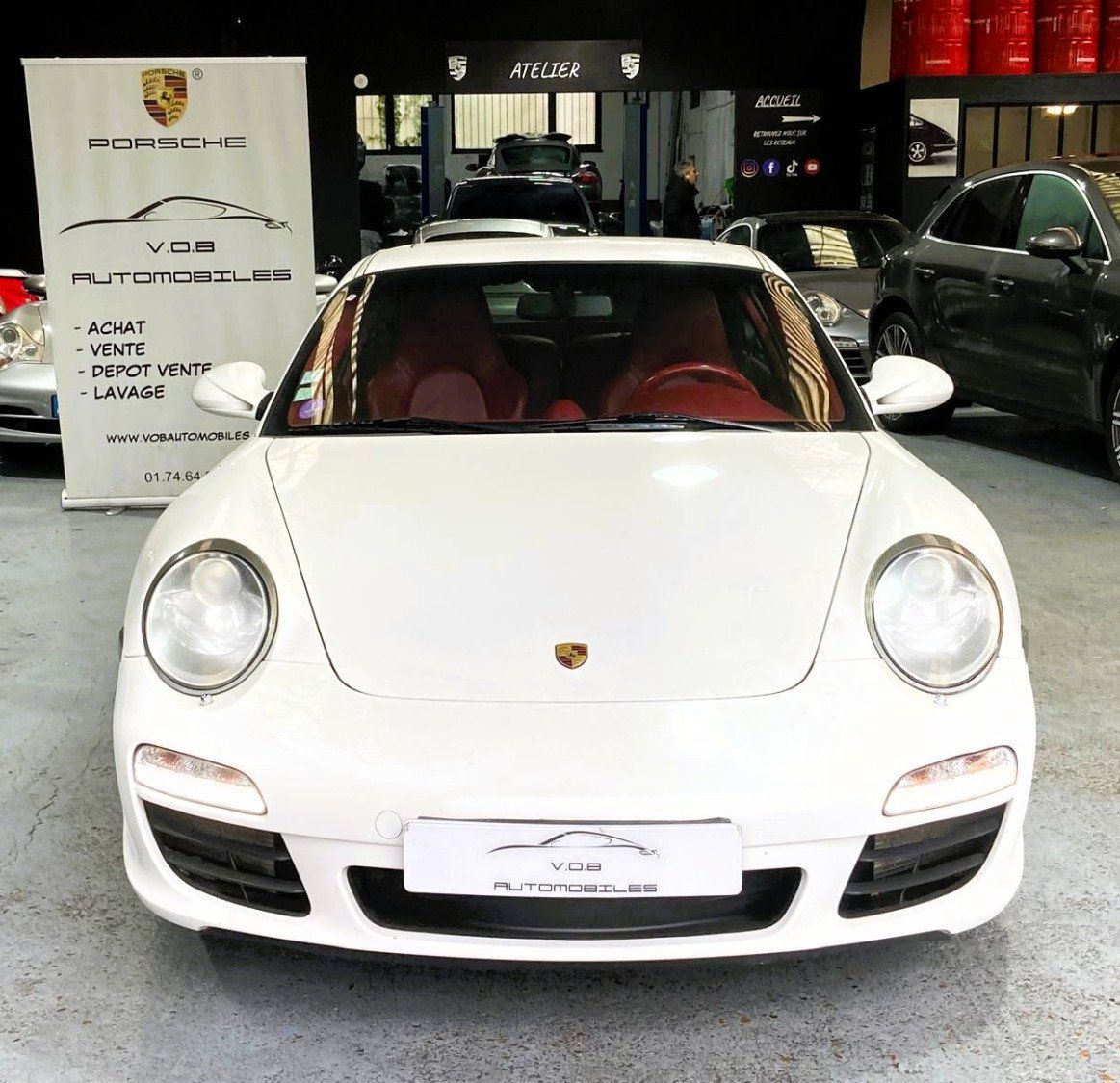 Porsche 997 Carrera 2009 — vue de face (7)