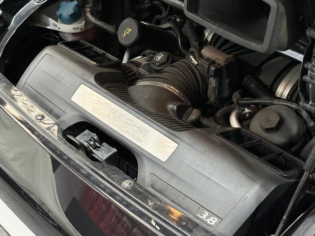 Porsche 997 Carrera 4S 2009 — compartiment moteur (43)