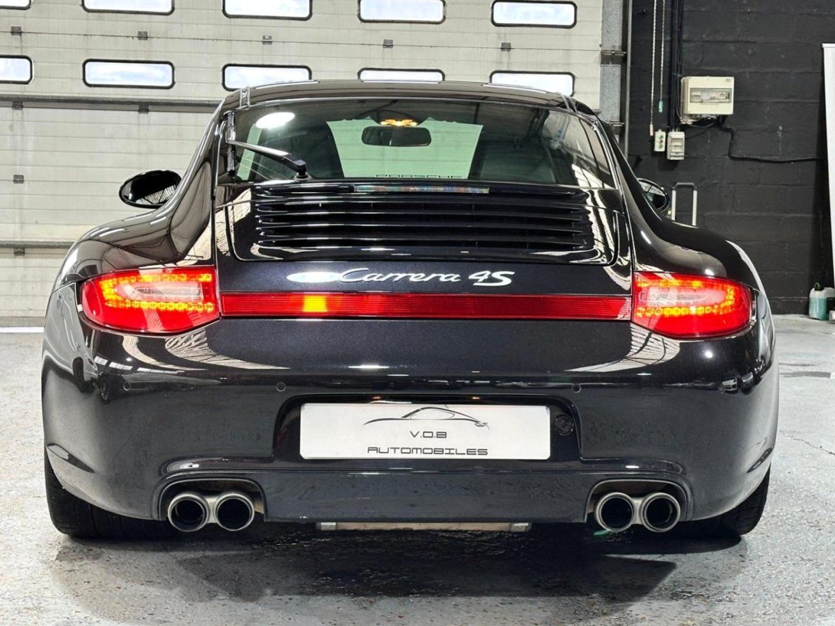 Porsche 997 Carrera 4S 2009 — vue arriere (14)