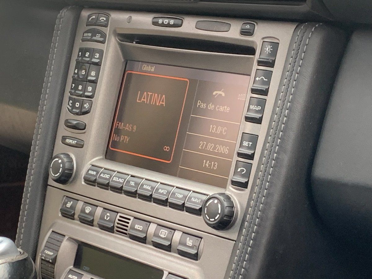 Porsche 997 Targa 4 2007 — detail interieur (28)