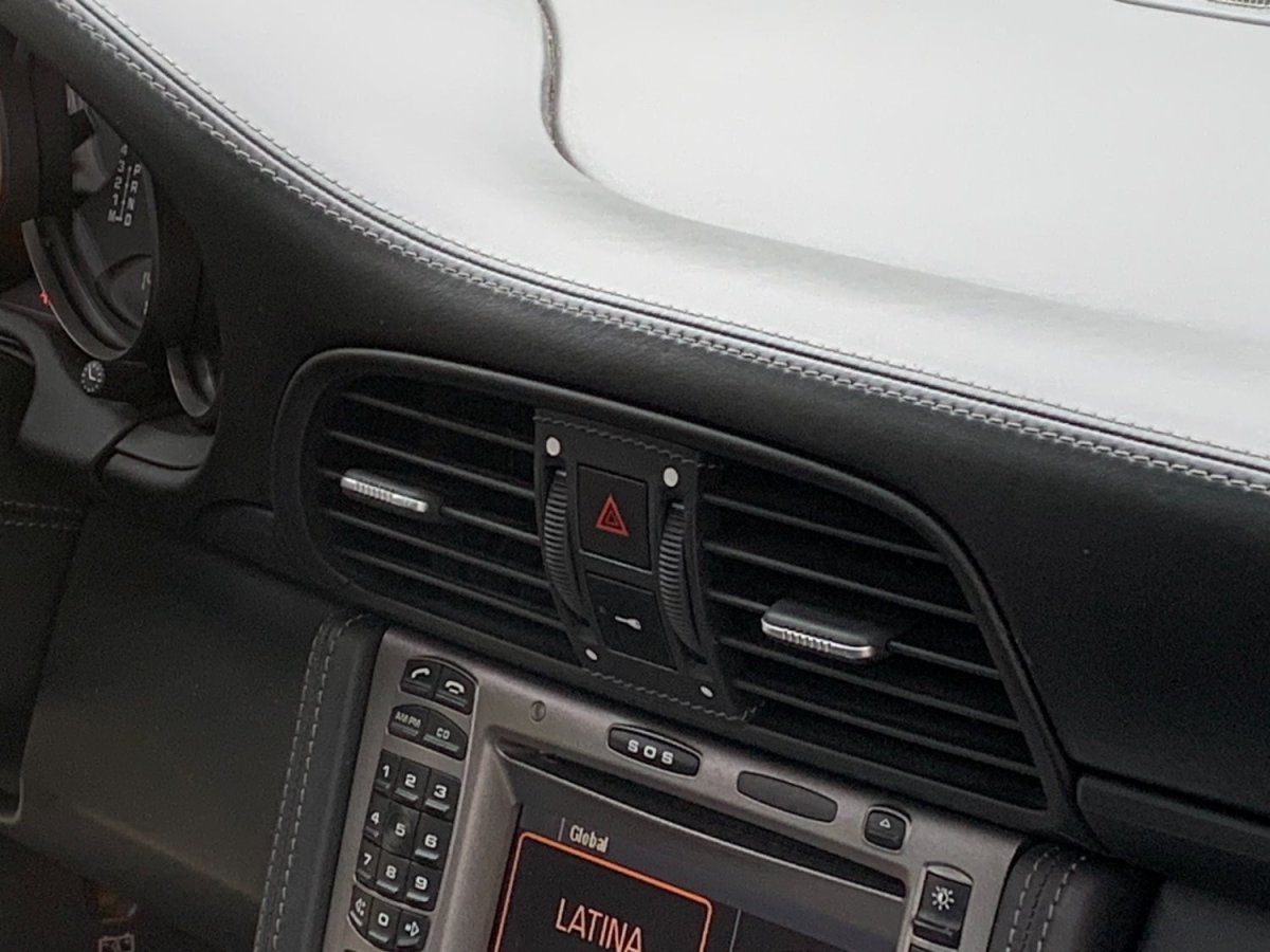 Porsche 997 Targa 4 2007 — detail interieur (33)