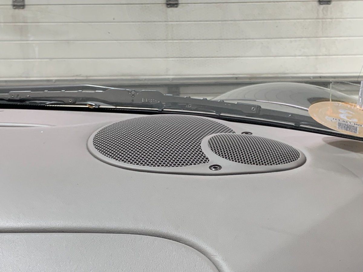 Porsche 997 Carrera 4S 2005 — detail interieur (32)