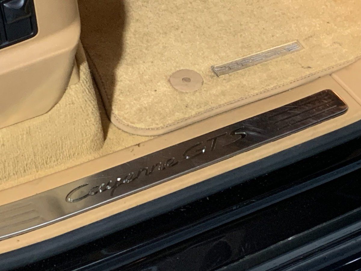 Porsche Cayenne GTS 2009 — detail interieur (25)