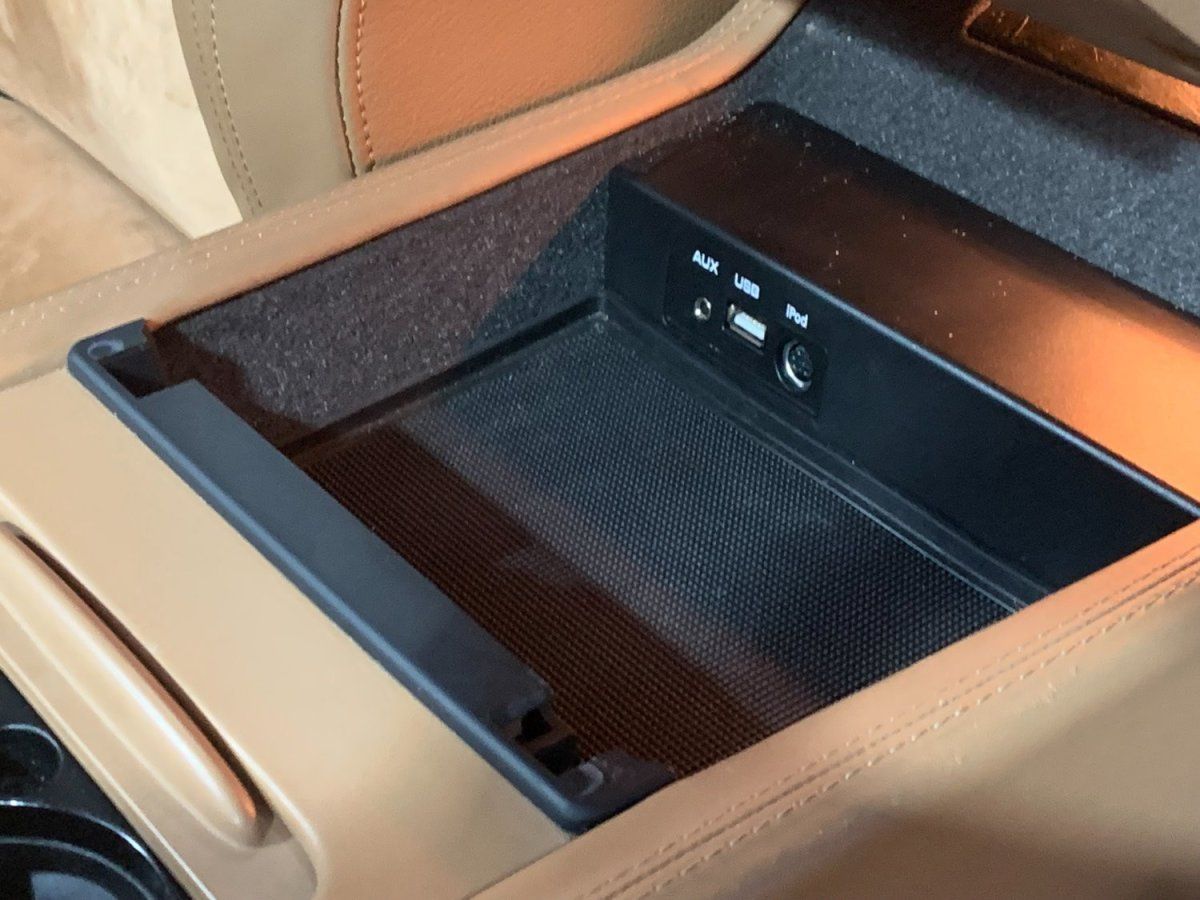 Porsche Cayenne GTS 2009 — detail interieur (34)