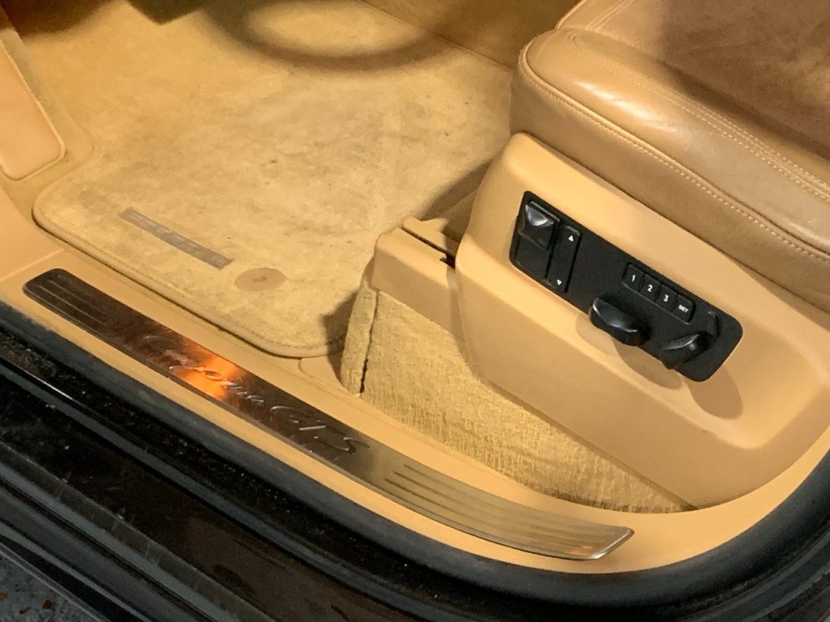 Porsche Cayenne GTS 2009 — detail interieur (39)