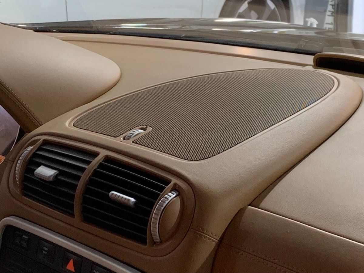 Porsche Cayenne GTS 2009 — detail interieur (44)