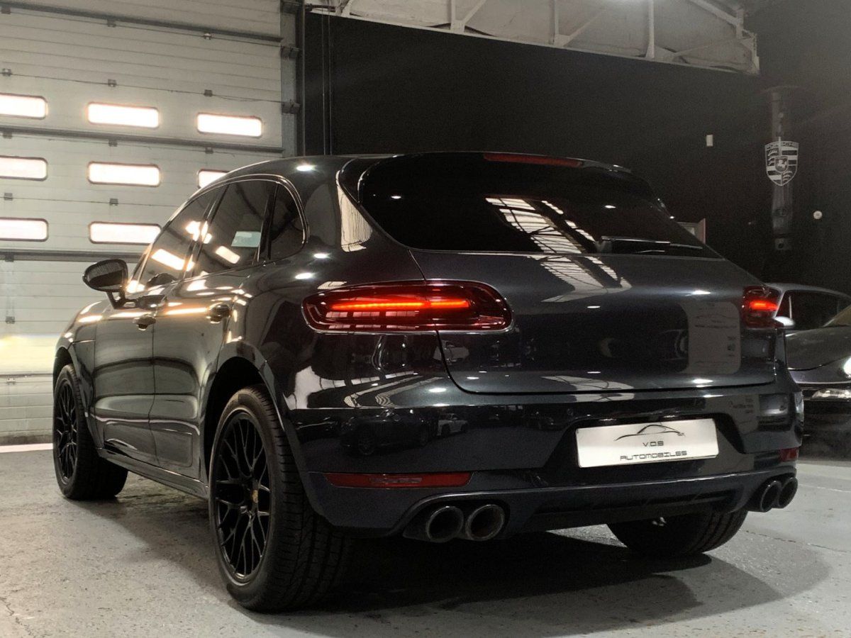 Porsche Macan GTS 2017 — vue arriere trois-quarts (11)